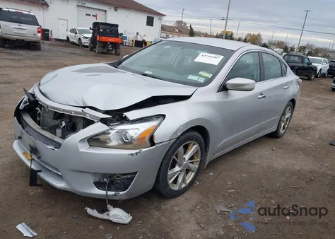 2015 Nissan Altima 2.5 Sv z USA, uszkodzony, nr VIN 1N4AL3AP1FC196228